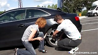 Horny old bitch Amanda stalled automobile premise fuck on